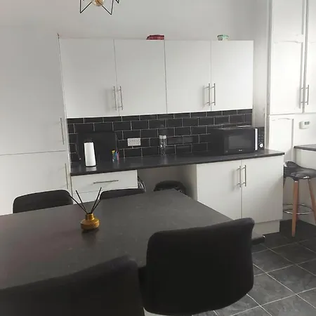 Appartement Sandyrise Holiday Lets